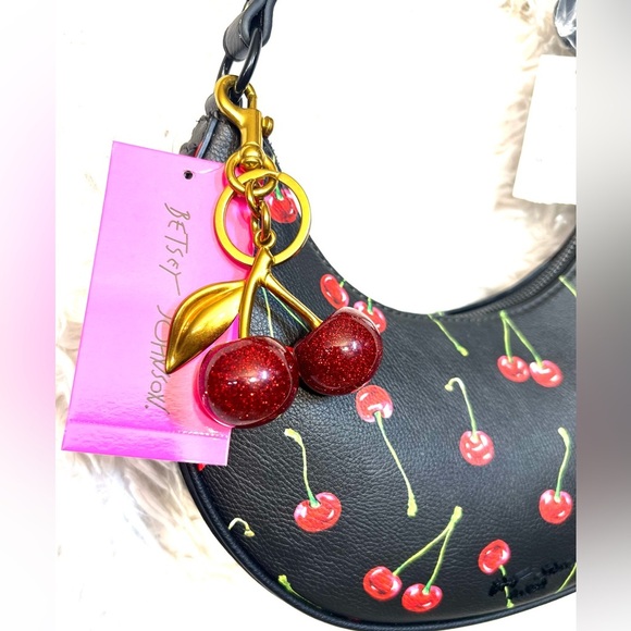 🖤🍒 Betsey Johnson Cherry On-Top Shoulder Bag with cute Cherry bag charm🍒🖤NWT - Picture 4 of 17